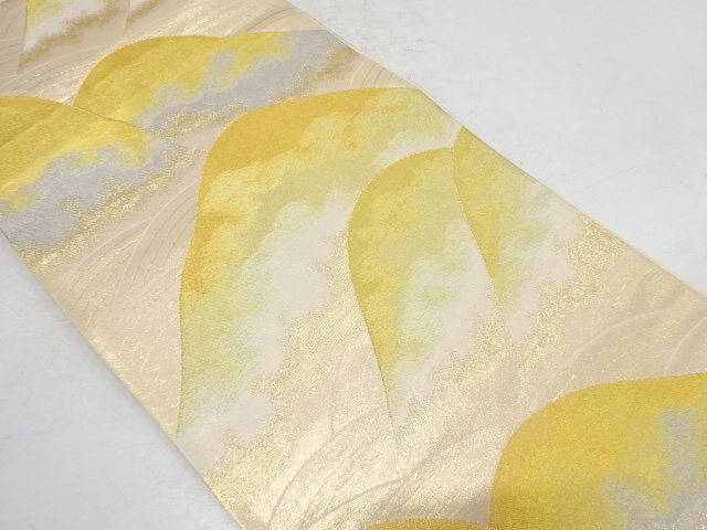 遠山に青海波模様織り出し袋帯